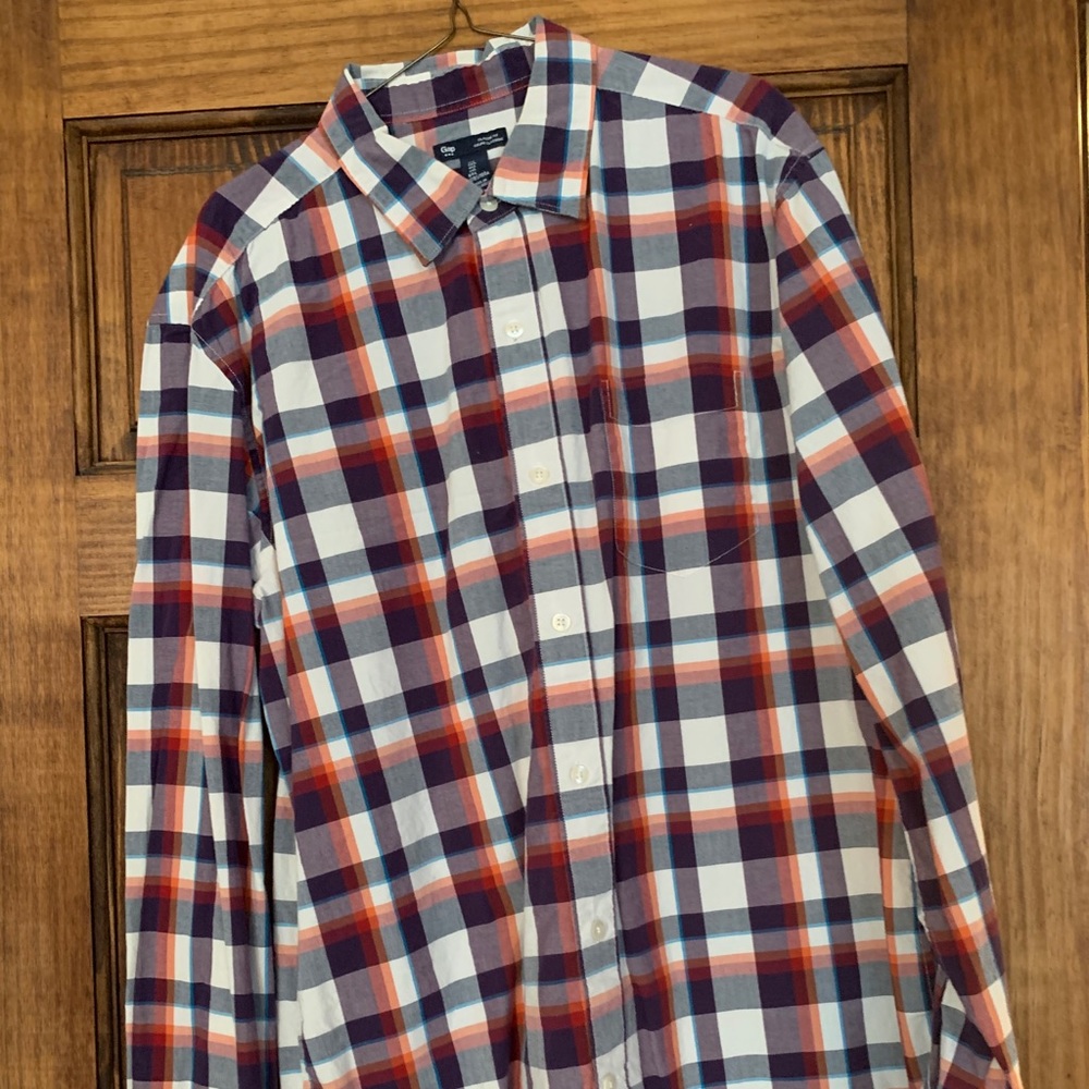 Gap Classic Fit Button Down